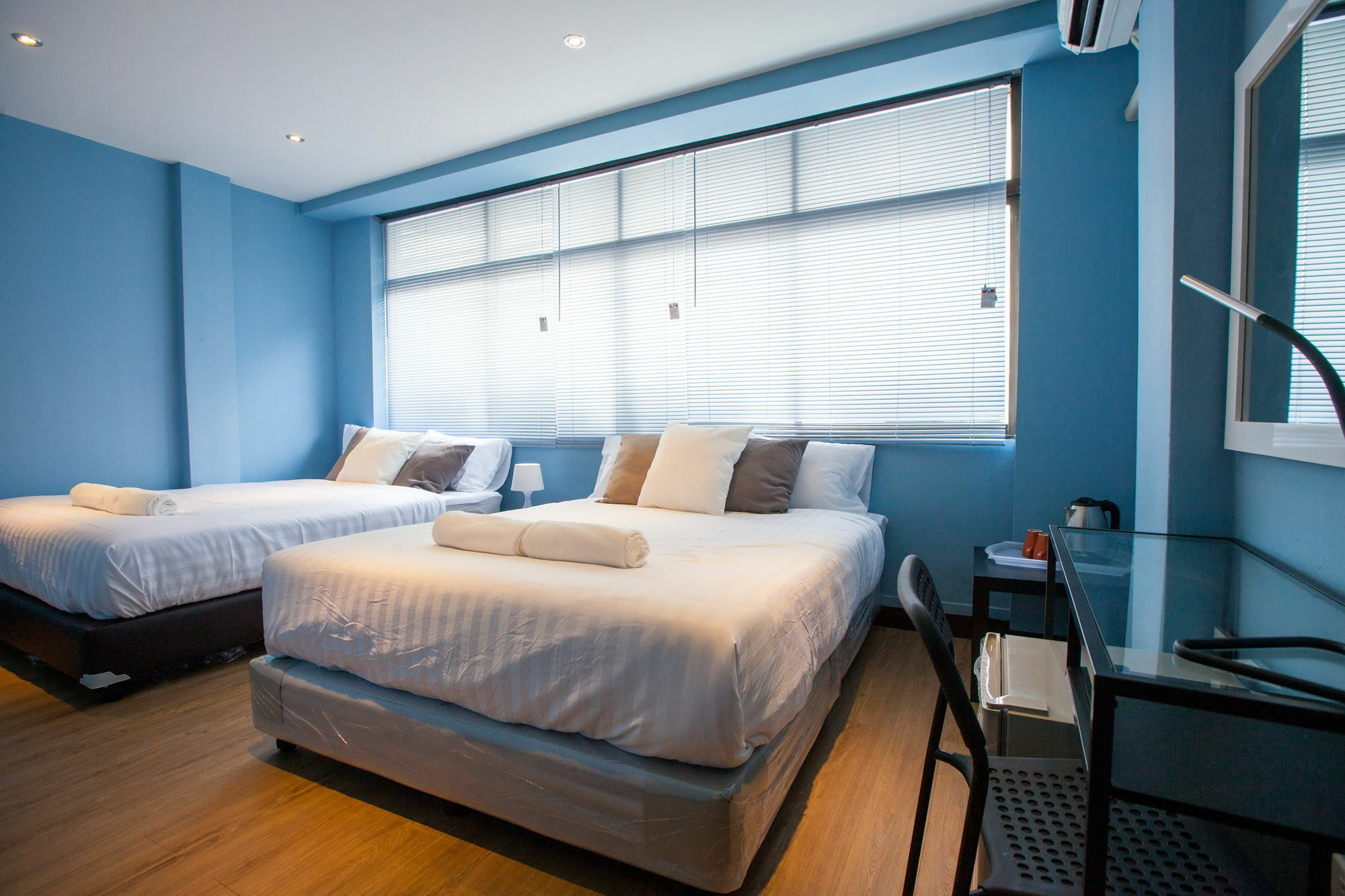 Отель The Mix Bangkok - Silom Экстерьер фото