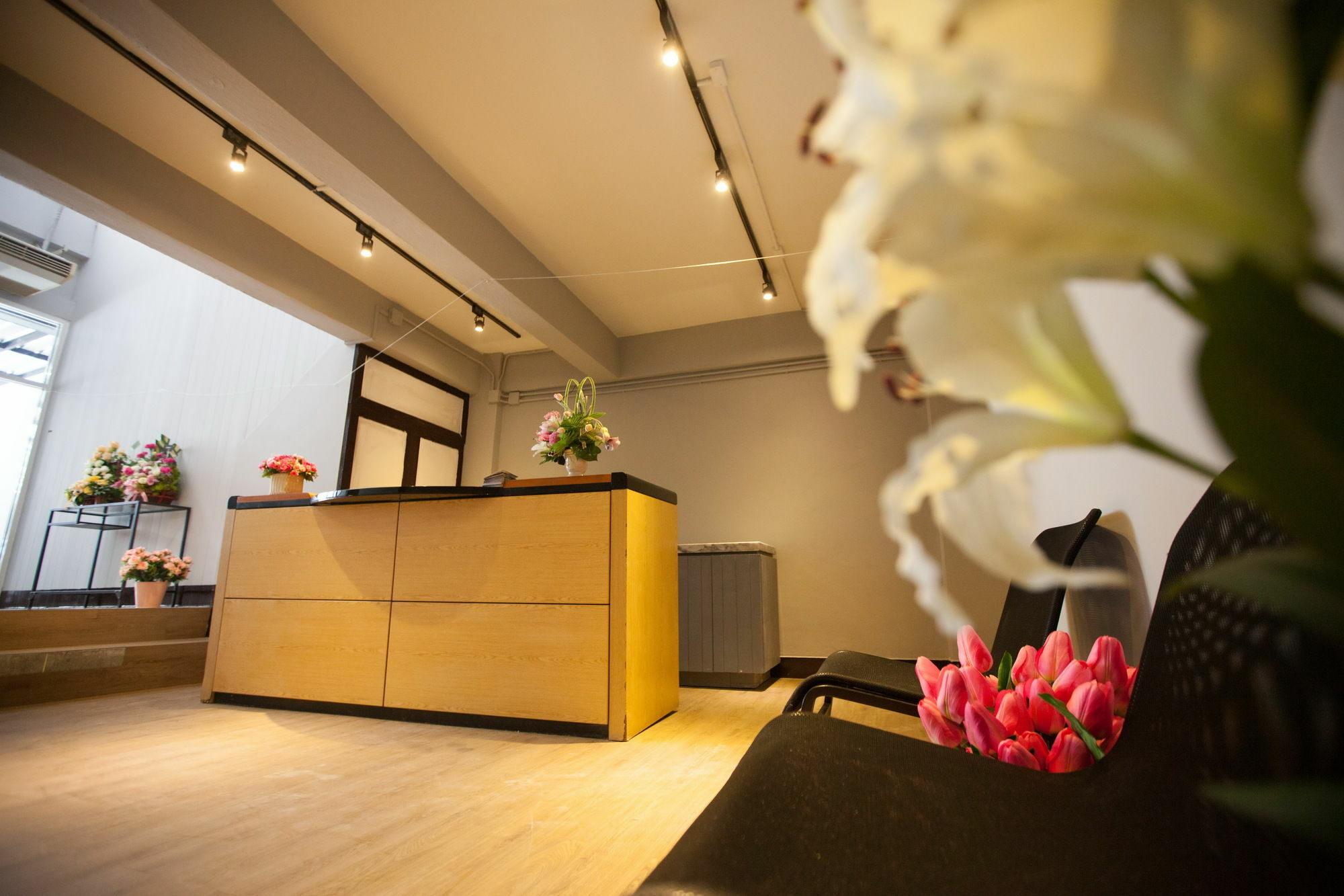 Отель The Mix Bangkok - Silom Экстерьер фото