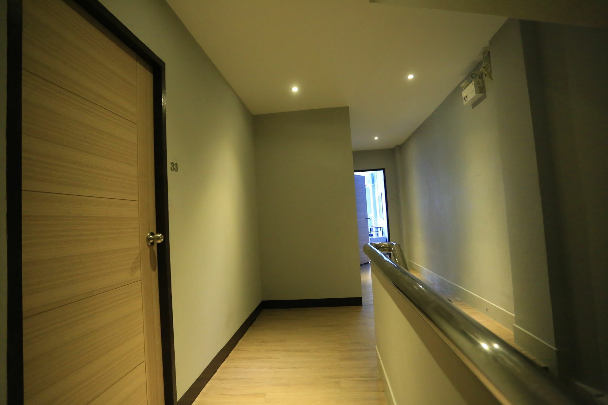 Отель The Mix Bangkok - Silom Экстерьер фото